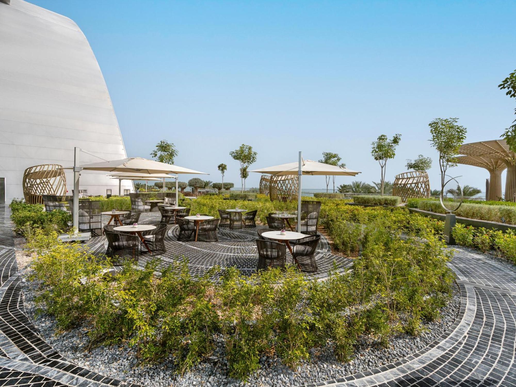 Fairmont Doha Hotel Lusail Екстериор снимка The Sky Garden