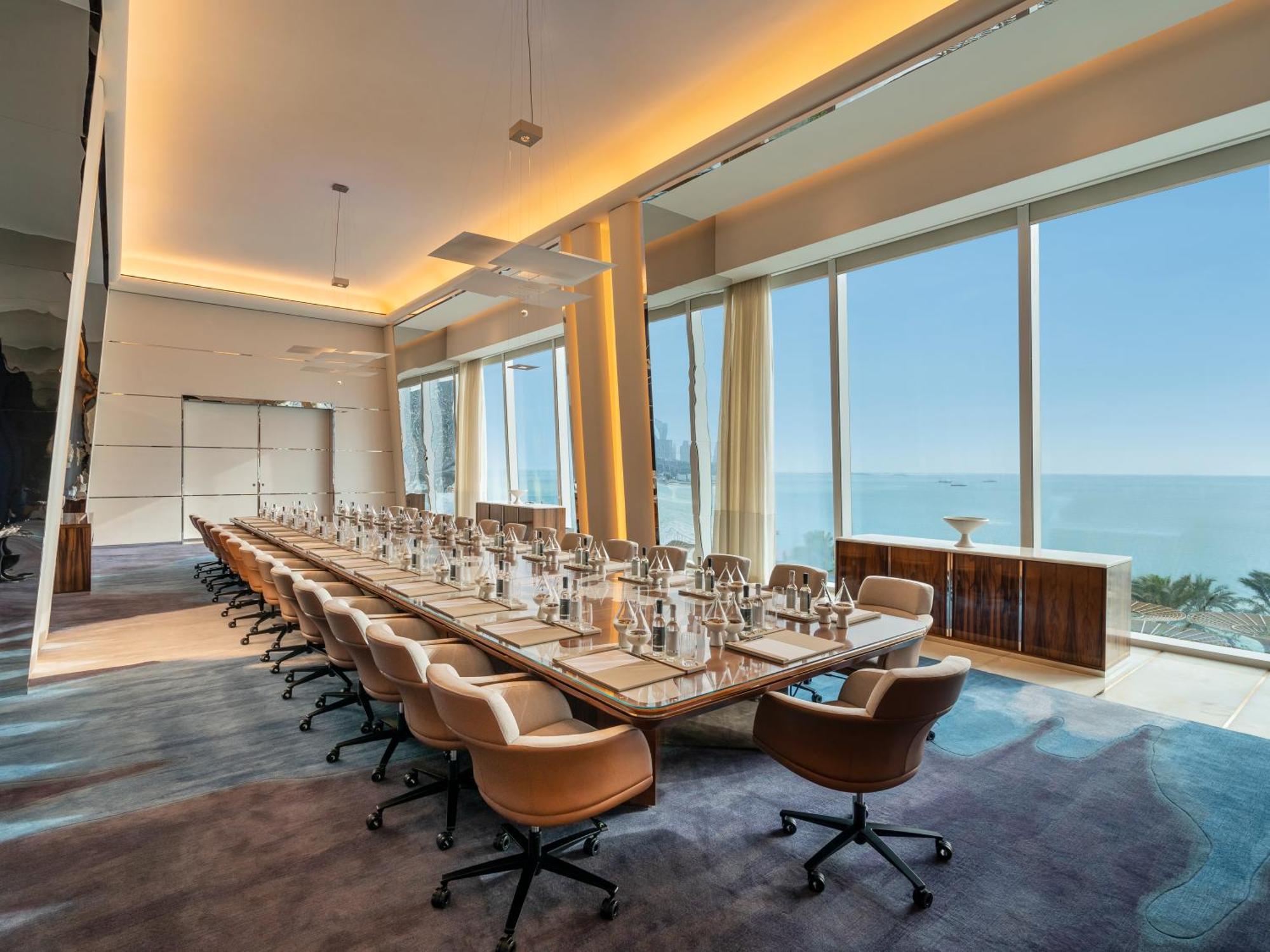 Fairmont Doha Hotel Lusail Екстериор снимка Boardroom