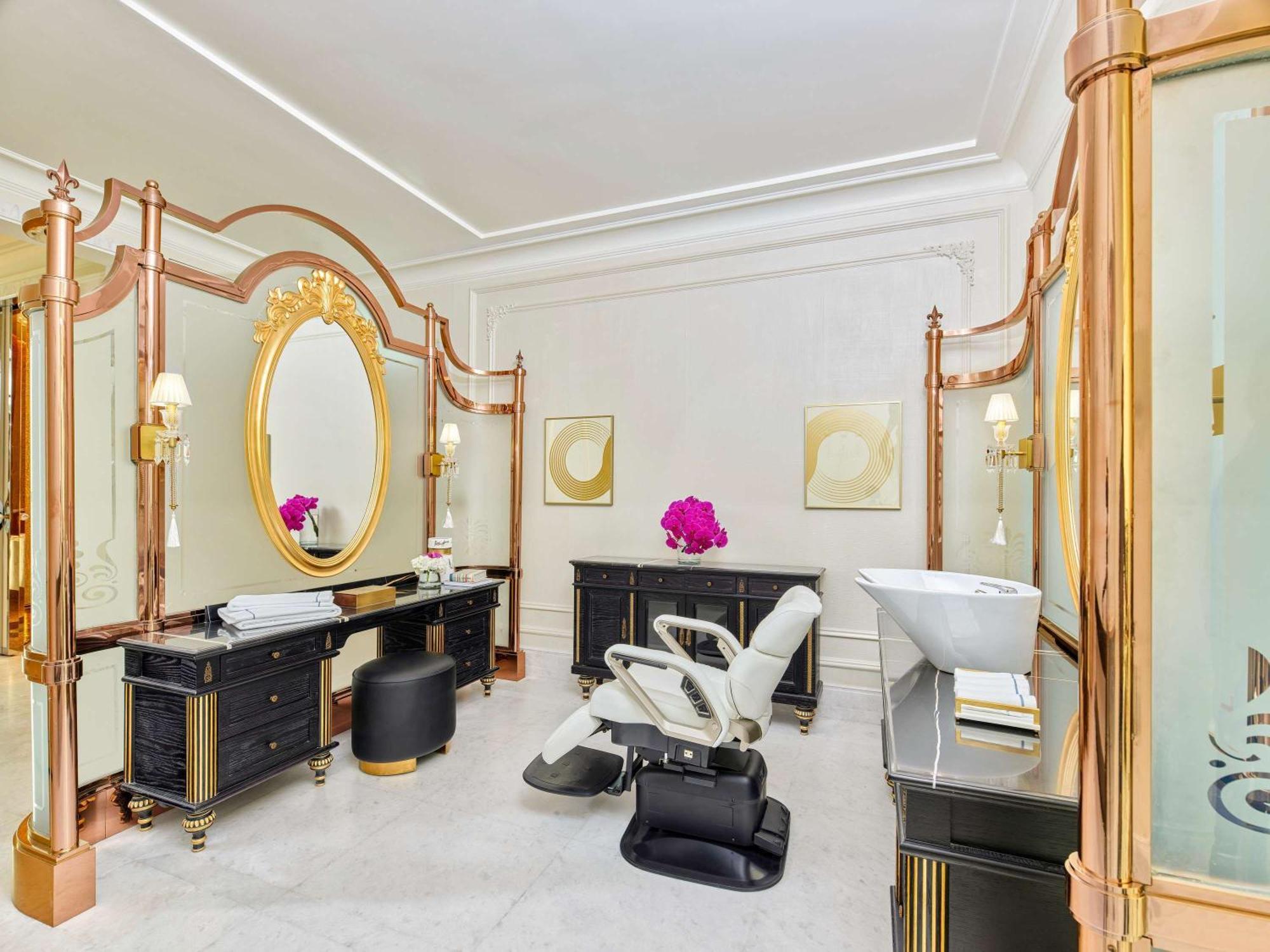 Fairmont Doha Hotel Lusail Екстериор снимка The Spa at The Dorchester