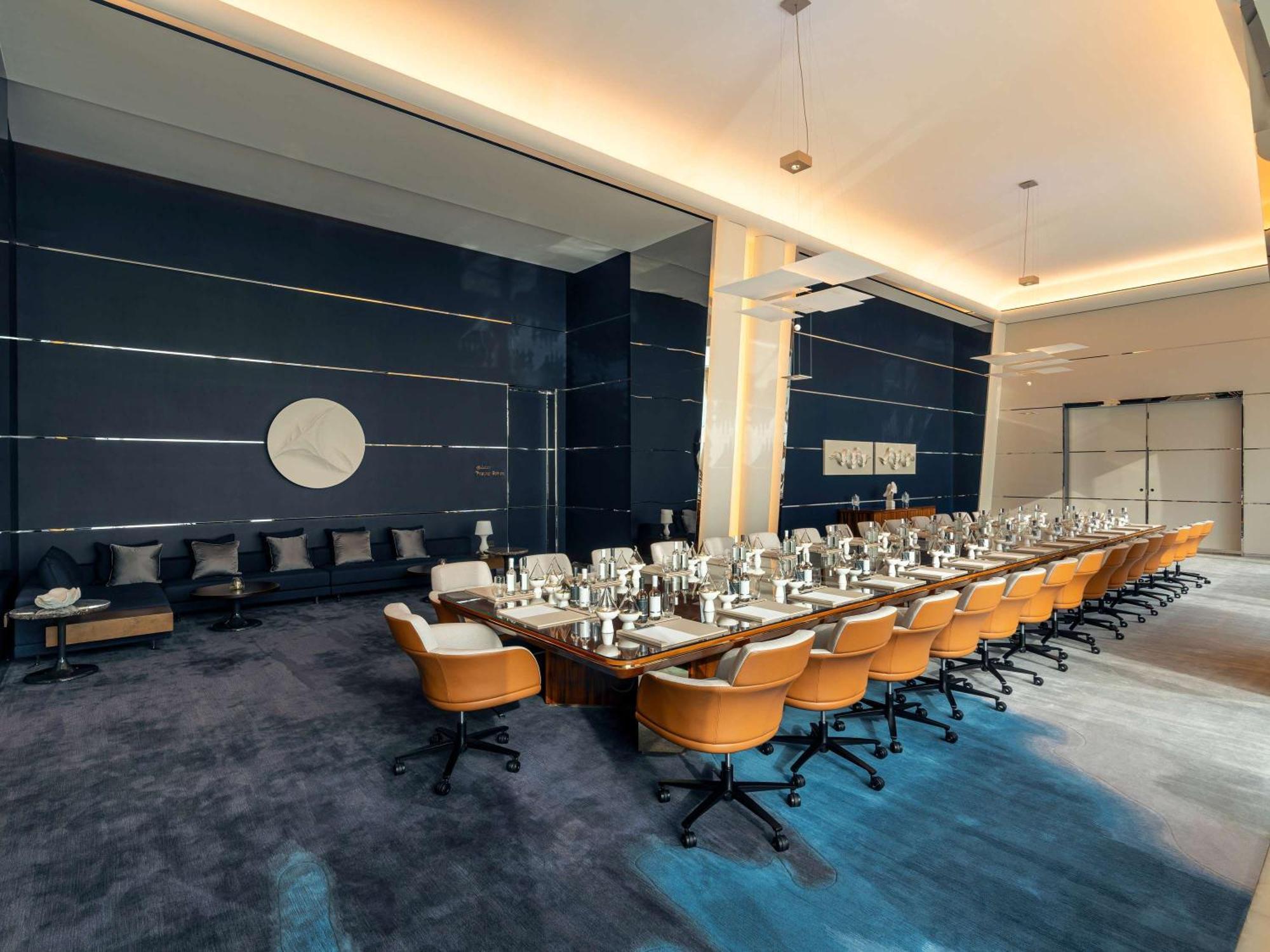 Fairmont Doha Hotel Lusail Екстериор снимка Boardroom