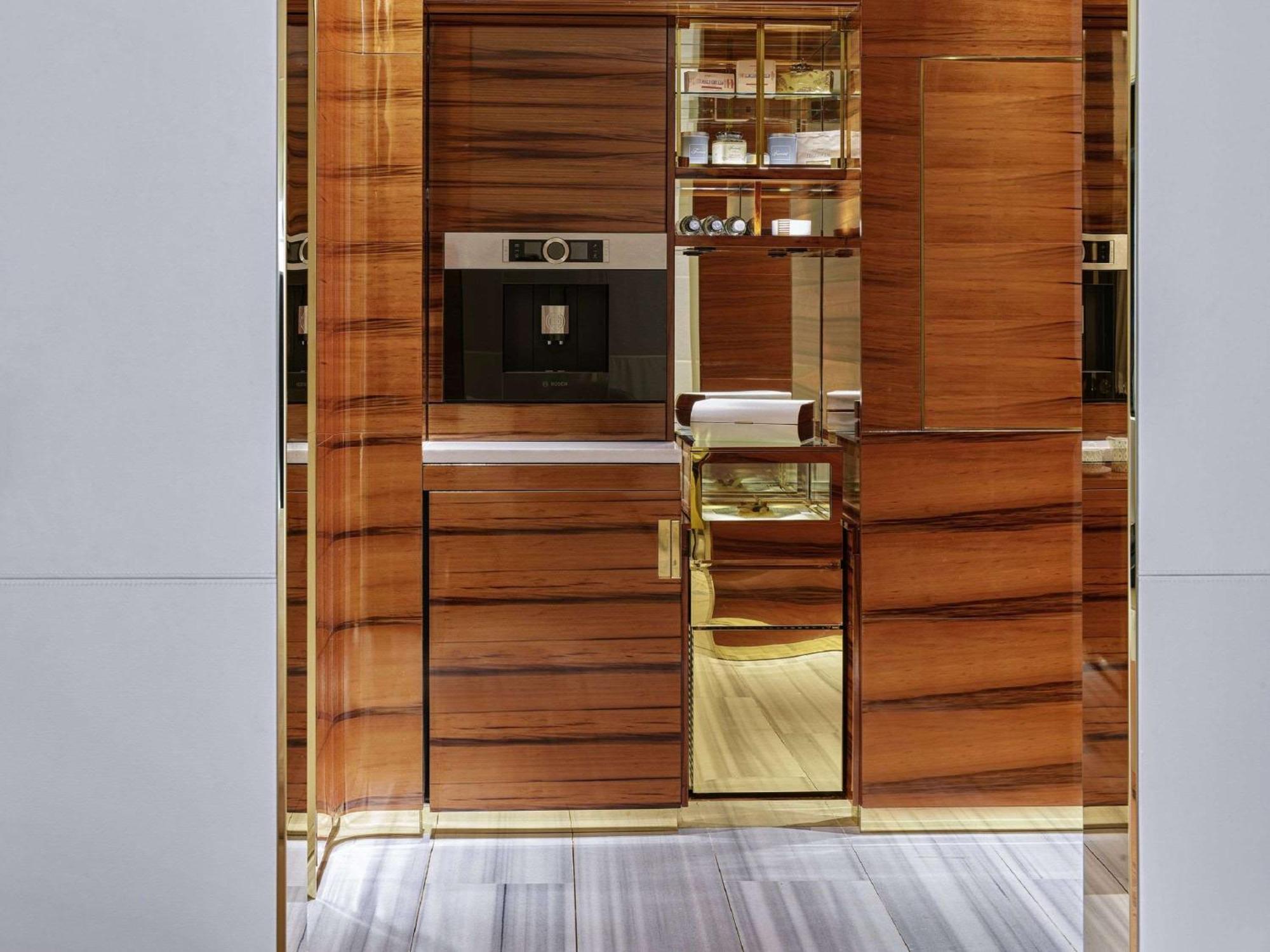 Fairmont Doha Hotel Lusail Екстериор снимка A kitchen by the Italian company Snaidero